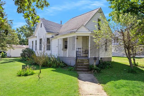 201 S Benson St, Lexington, IL, 61753-1207 | Card Image