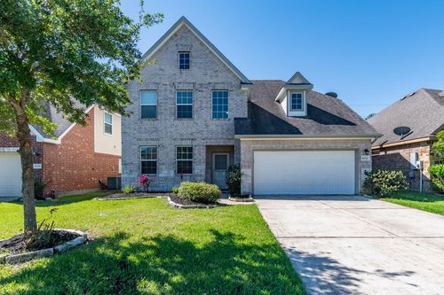 10022 Lynnwood Dr, Baytown, TX, 77521-4092 | Card Image