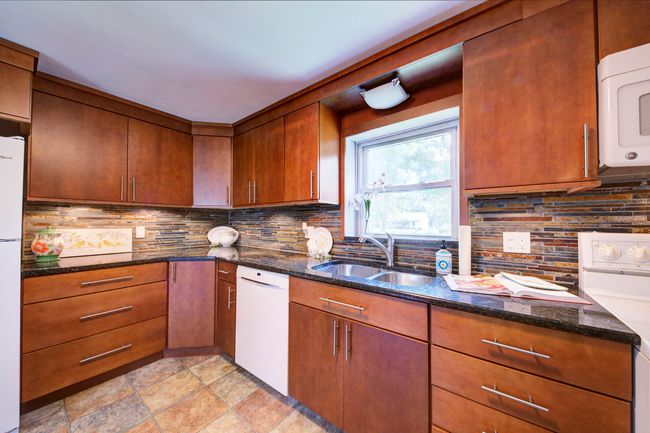 15601 Park Ln, House other with 3 bedrooms, 2 bathrooms and null parking in Plymouth MI | Image 10
