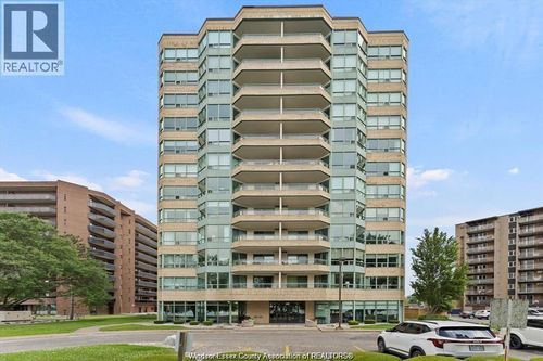 b2-3601 Riverside Dr E, Windsor, ON, N8Y4Y2 | Card Image