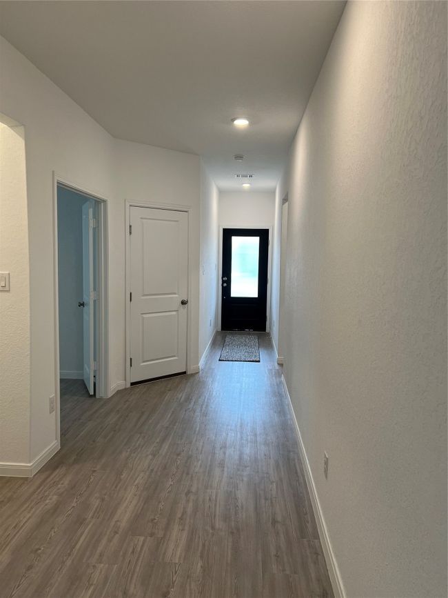 9138 Honey Mesquite, House other with 3 bedrooms, 2 bathrooms and 4 parking in Seguin TX | Image 11