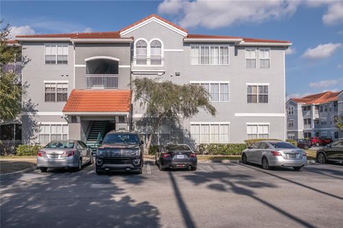 834-18001 Richmond Place Dr, TAMPA, FL, 33647-1748 | Card Image