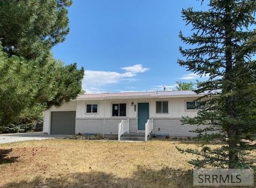 700 Robins Ave, Idaho Falls, ID, 83401-3417 | Card Image