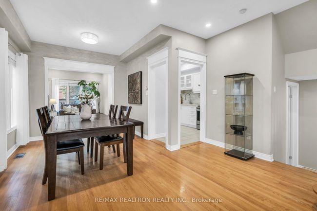 172 Denise Cir, House attached with 4 bedrooms, 4 bathrooms and 2 parking in Newmarket ON | Image 8