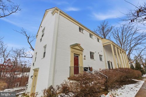 3260 Gunston Rd, ALEXANDRIA, VA, 22302-2101 | Card Image