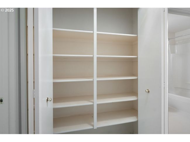 Hallway | Image 19