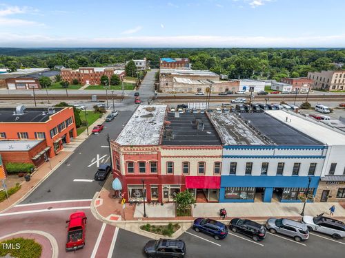 101 S Scales St, Reidsville, NC, 27320-3833 | Card Image