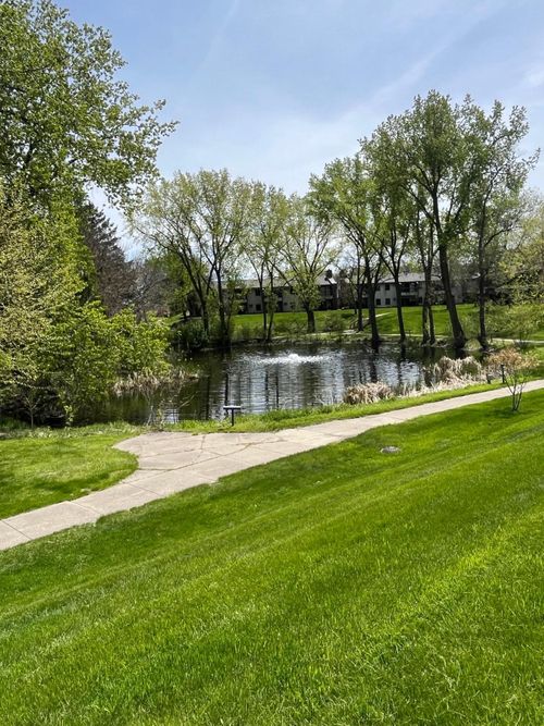 77-1577 Millpond Ct, Chaska, MN, 55318-1312 | Card Image
