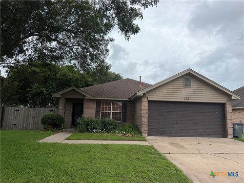 114 Palomino Ln, Victoria, TX, 77904-3223 | Card Image