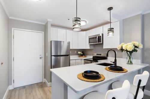 204-148 Breakwater Drive, South Portland, ME, 04106 | Card Image