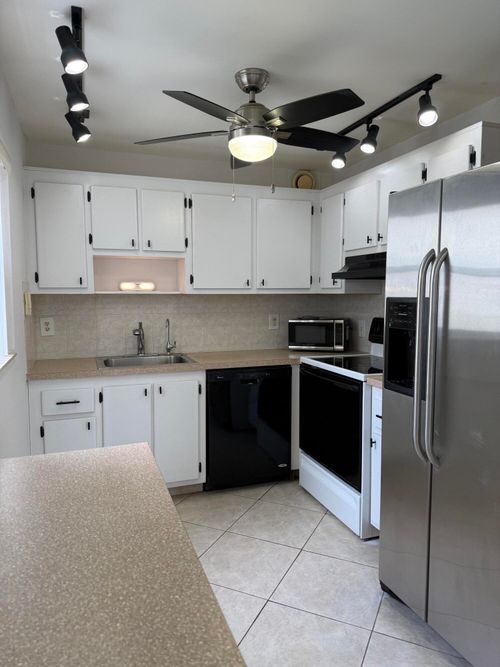 449 Monaco J, Delray Beach, FL, 33446-1435 | Card Image