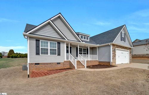 141 Deyoung Meadows Dr, Greer, SC, 29651-7535 | Card Image
