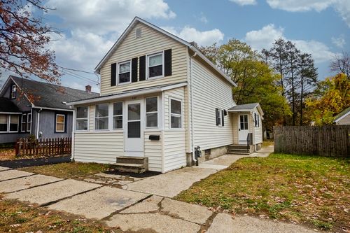 151 Littleton St, Springfield, MA, 01104-2557 | Card Image