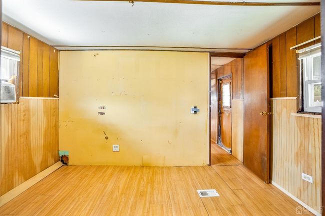 6 Mary Way, House other with 2 bedrooms, 1 bathrooms and null parking in Avenel NJ | Image 8