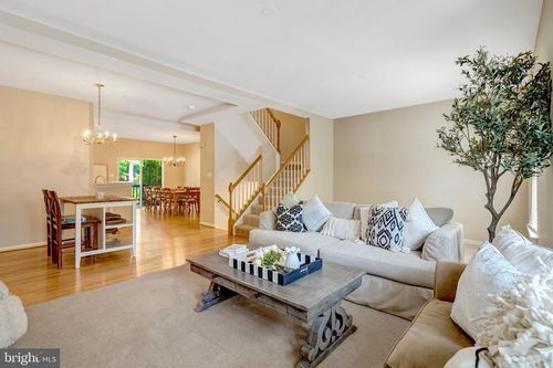 7706 Shadowcreek Ter, SPRINGFIELD, VA, 22153-3454 | Card Image