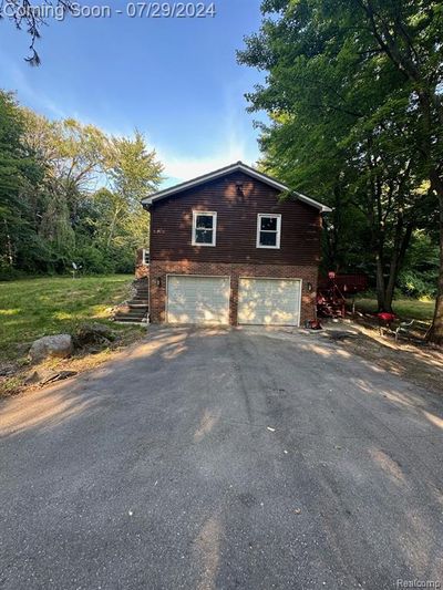 4848 General Squier Road, Home with 3 bedrooms, 2 bathrooms and null parking in Dryden Twp MI | Image 2