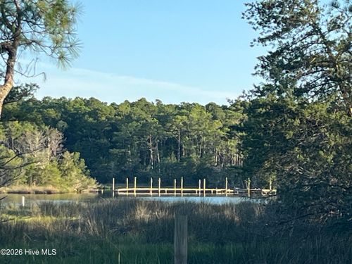 555 Upper Neck Rd, Bayboro, NC, 28515-9509 | Card Image