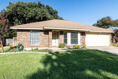 2403 Bayberry Ln, Euless, TX, 76039-8049 | Card Image