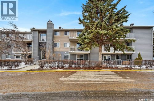 1121 Mckercher Dr, Saskatoon, SK, S7H5B8 | Card Image
