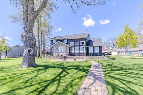 194 Country Club Dr, Lake Park, IA, 51347-1007 | Card Image