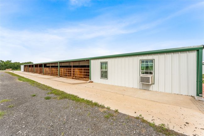 2283 Us Highway 281 N, House other with 1 bedrooms, 1 bathrooms and null parking in Jacksboro TX | Image 9