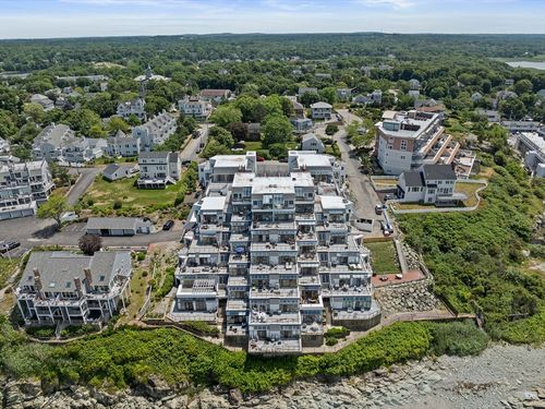 40-40 Oceanside Dr, Hull, MA, 02045-3260 | Card Image