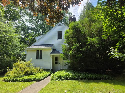 2629 Zimmerly Rd, Erie, PA, 16506-4908 | Card Image