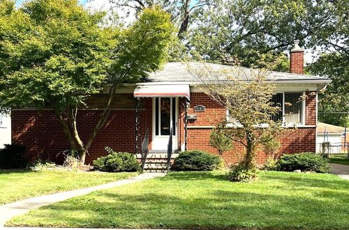 9160 Kinloch, Redford, MI, 48239-1829 | Card Image