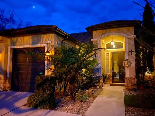 7253 W Morris Ave, Fresno, CA, 93723-4036 | Card Image