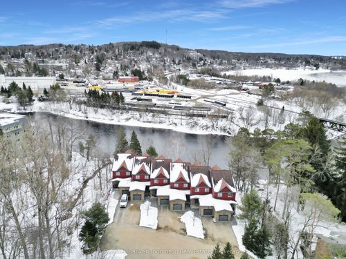 2-23 Winona Dr, Huntsville, ON, P1H1L9 | Card Image