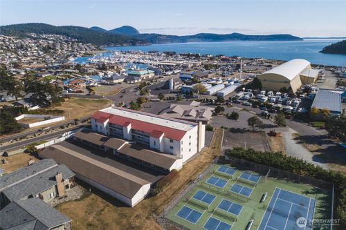 205-1800 Skyline Way, Anacortes, WA, 98221-2989 | Card Image