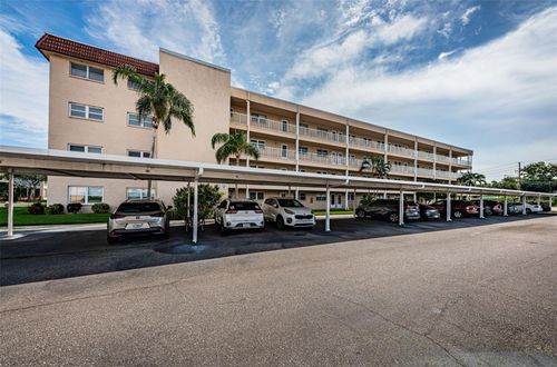 apt-209-9950 62nd Ter N, St Petersburg, FL, 33708-3562 | Card Image