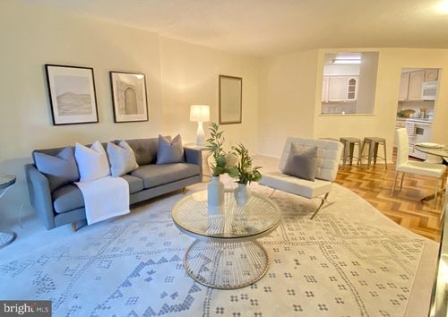 apt-7d-1420 Locust St, PHILADELPHIA, PA, 19102-4205 | Card Image