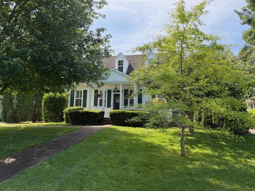 129 Colonial Way, Danville, KY, 40422-1798 | Card Image
