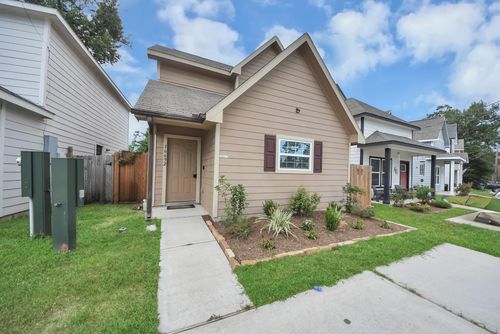 16692 E Ivanhoe Street, Montgomery, TX, 77316 | Card Image