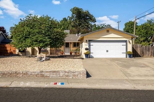 6337 Rushmore Dr, Sacramento, CA, 95842-2840 | Card Image