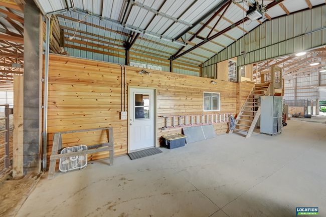 6255 Sw 58 Th St, House other with 5 bedrooms, 4 bathrooms and 3 parking in Denton NE | Image 78