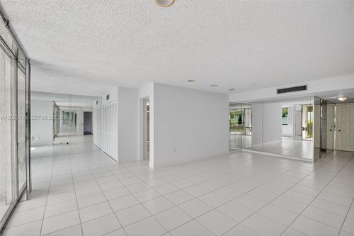 107-4230 Deste Ct, Lake Worth, FL, 33467-4162 | Card Image