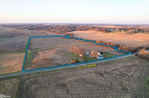 9125 Ne 27th Ave, Altoona, IA, 50009-8881 | Card Image