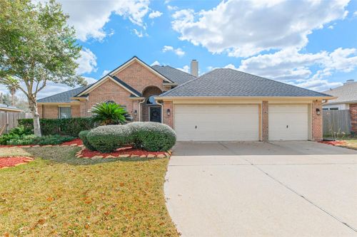 10010 Forest Spring Ln, Pearland, TX, 77584-3081 | Card Image