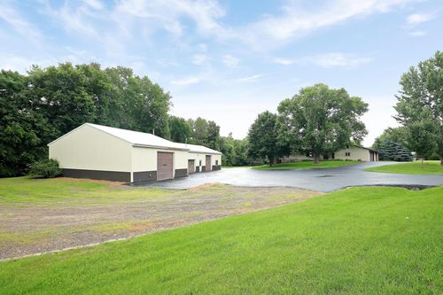 11056 26th St Ne, Saint Michael, MN, 55376-9231 | Card Image