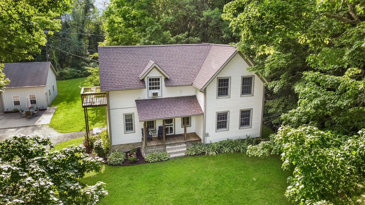 15th St, Hopkins, MI 49328