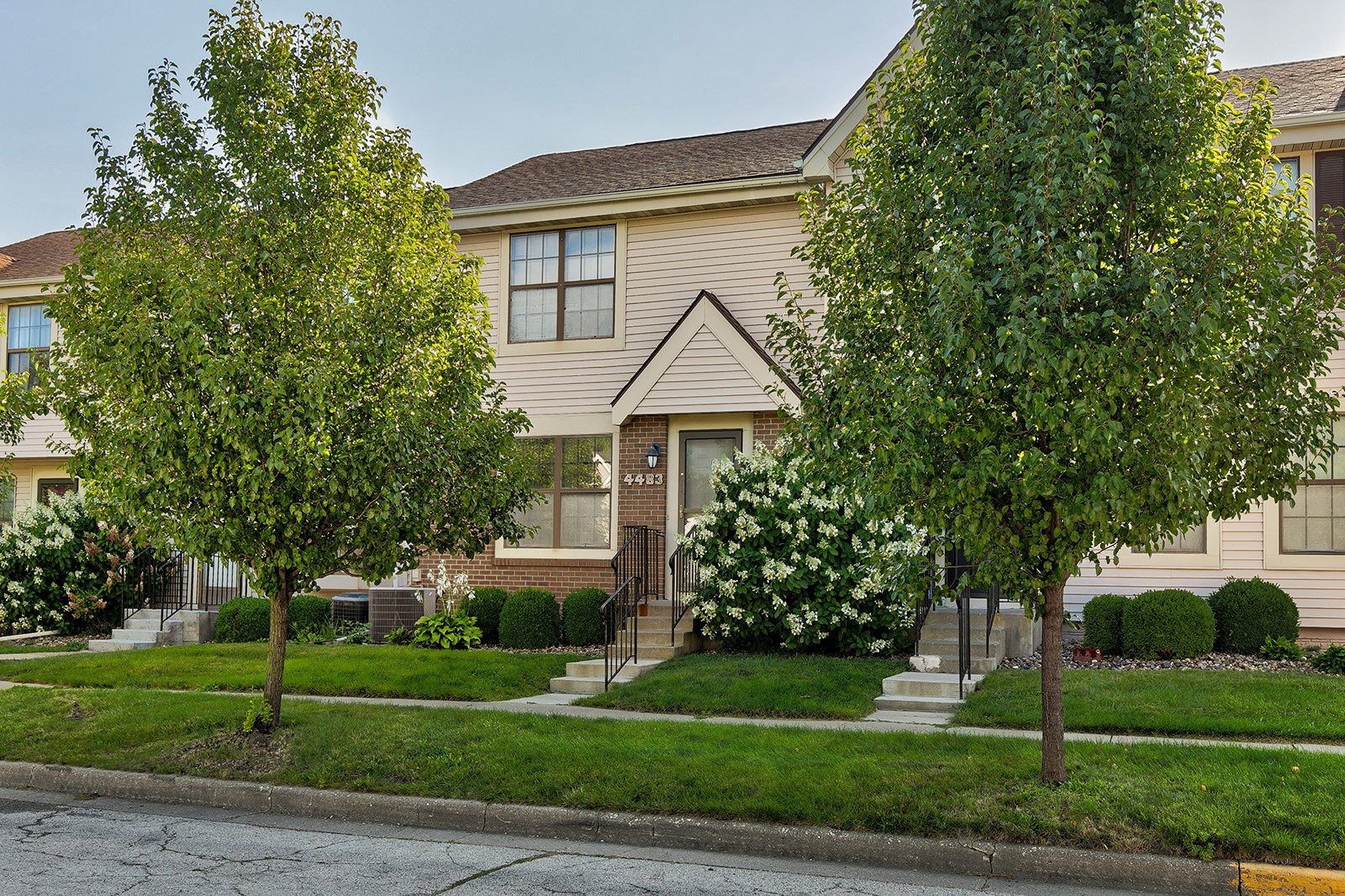 87th St, Urbandale, IA 50322