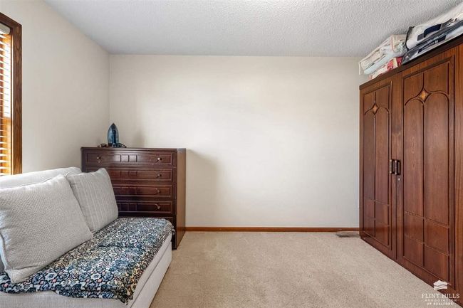 1920 Apache Dr, House other with 3 bedrooms, 3 bathrooms and null parking in Junction City KS | Image 18