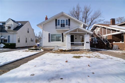 215 N Taylor Ave, Decatur, IL, 62522-1931 | Card Image