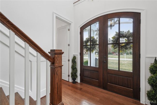 Entry Foyer | Image 17