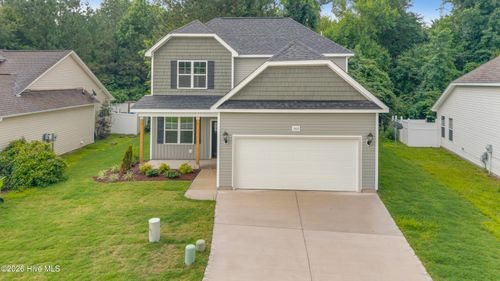 302 Hawks Bluff Dr, New Bern, NC, 28560-1817 | Card Image