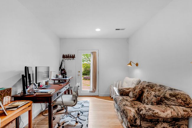 2211 Reed Rd-61 | Image 29