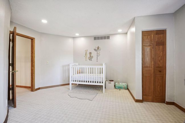10481 Bluff Rd, House other with 5 bedrooms, 4 bathrooms and null parking in Eden Prairie MN | Image 36