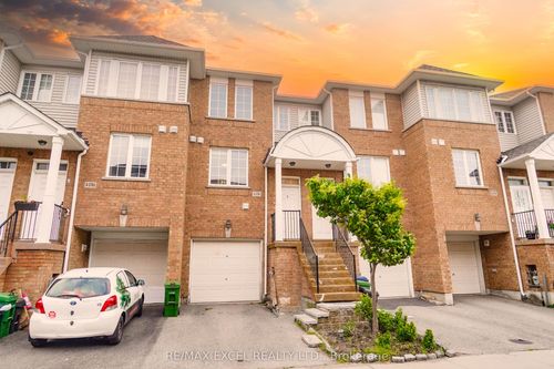 4-2784 Eglinton Ave E, Scarborough, ON, M1J2C8 | Card Image